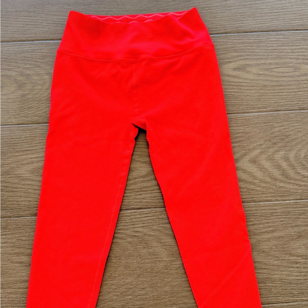 Peloton Lululemon collab leggings Bold Red Apparel
